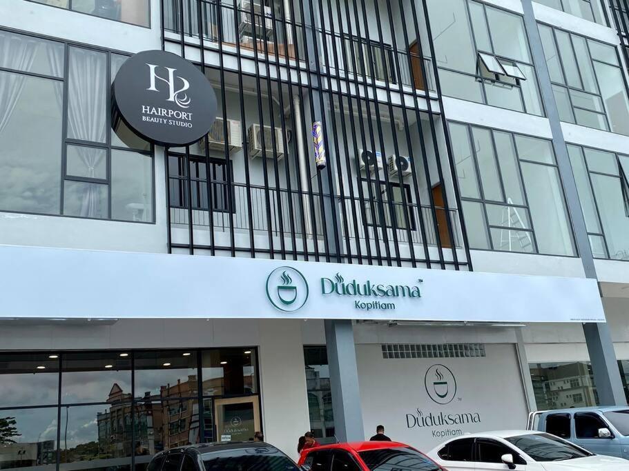 The Podium-3r2b-free 2 Parking-12 Pax-d323 Apartment Kuching